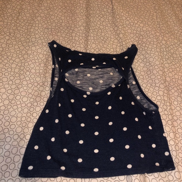 $7 With Purchase Hollister Cropped Tank Top - Picture 3 of 3